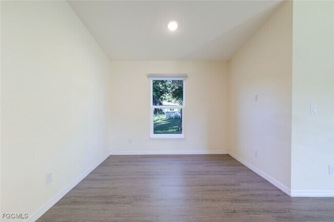 Building Photo - 5038 Tradewinds Cir