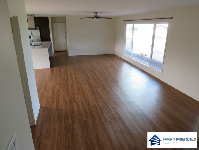 Building Photo - 500 Kaanini St
