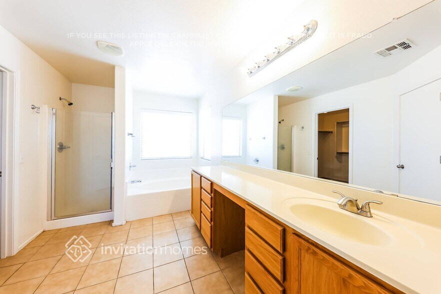 Building Photo - 35920 W Velazquez Dr