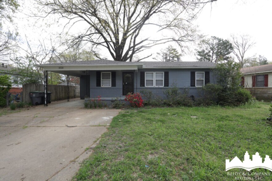 Primary Photo - 3030 Bluffdale St