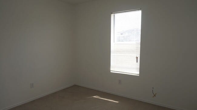Building Photo - 4600 Greyhound Dr