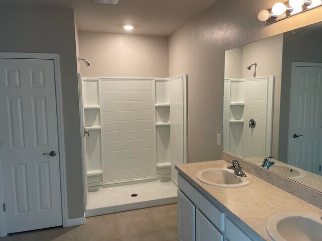 Building Photo - Single Family Home at Entrada