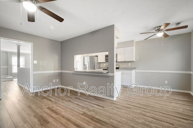 Building Photo - 229 Mannings Ln