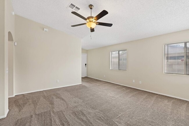 Building Photo - 6098 S Place Du Lis