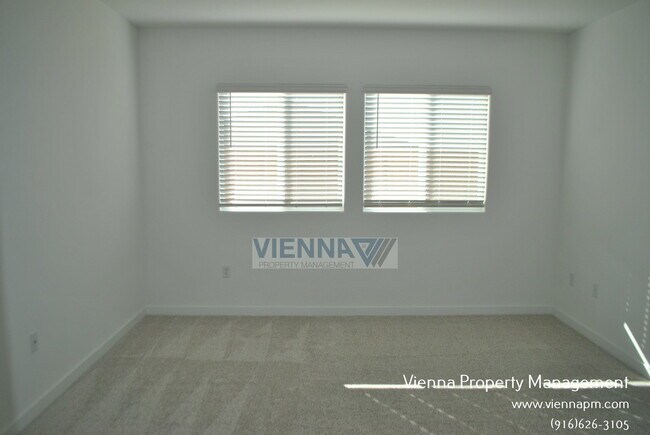 Building Photo - 4451 Duckhawk Cir