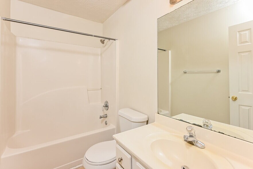 Building Photo - 564 Kirtley Ct