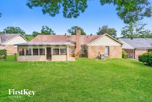 Building Photo - 5590 Montpelier Dr