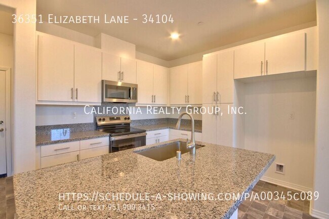 Building Photo - 36351 Elizabeth Ln