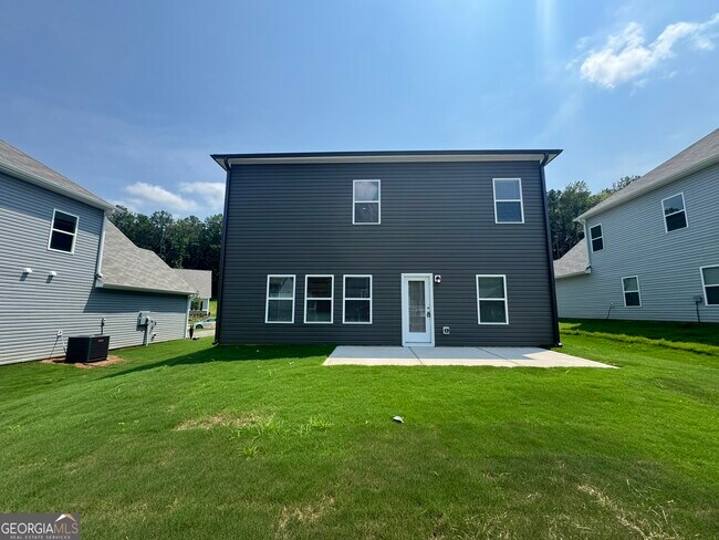 Building Photo - 124 Sycamore Ln