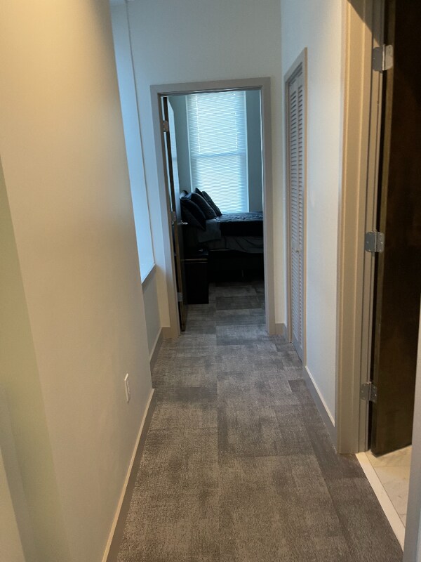 Building Photo - 1417 W9th St