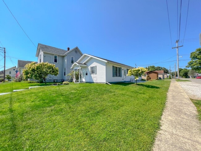 Building Photo - Gorgeous 3BR Ranch Rental Home in Newark - Available Mid August!