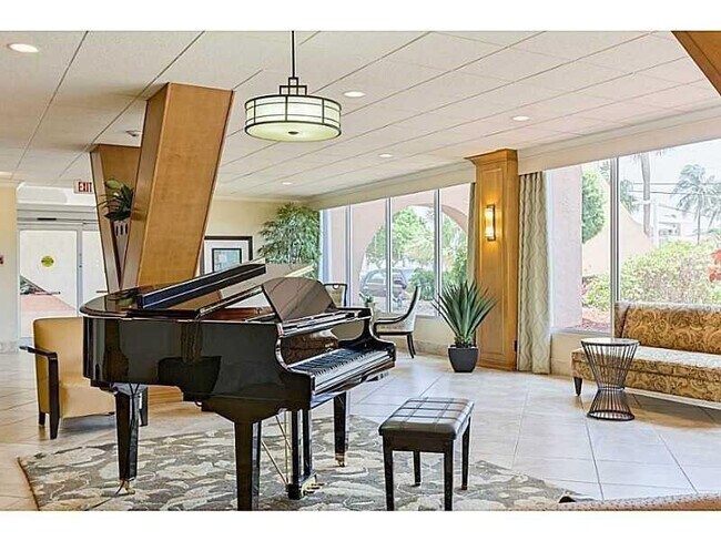 Building Photo - 111 Briny Ave