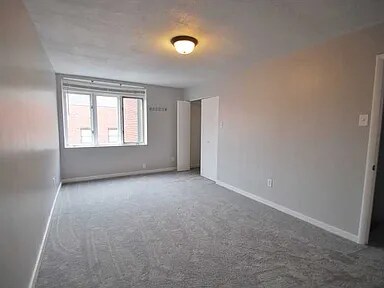 Main Bedroom - 625 Copeland St