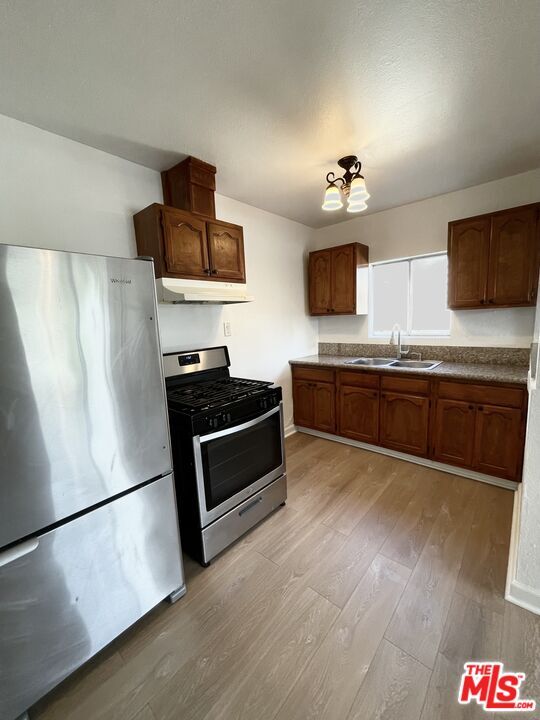 Building Photo - 3659 6th Ave