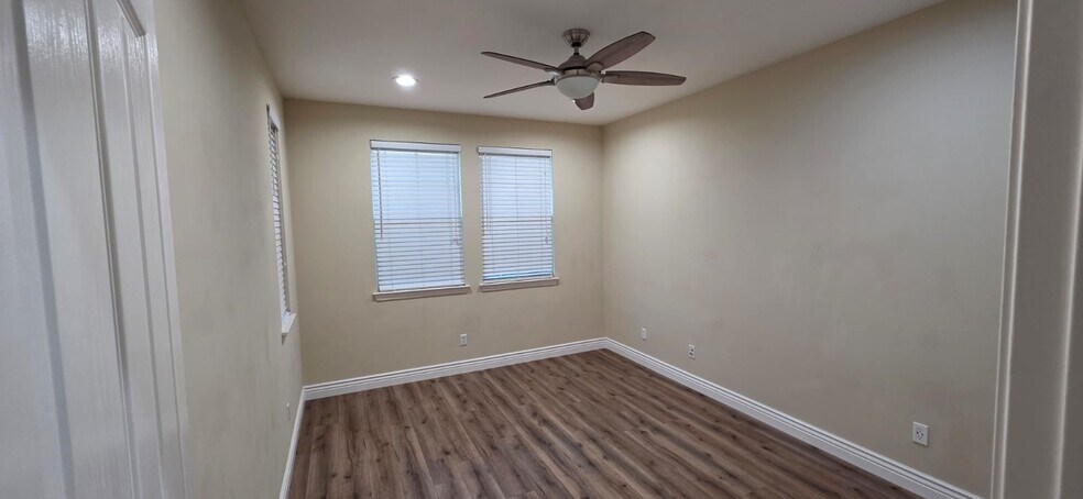 Building Photo - 14313 Florence St