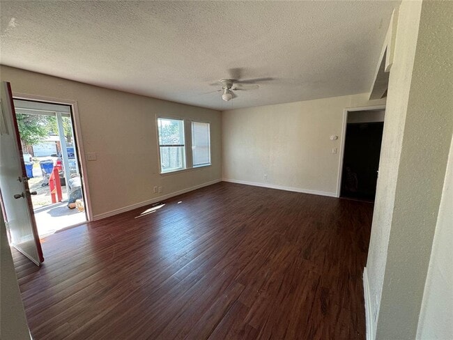 Building Photo - 1307 Sheffield Rd
