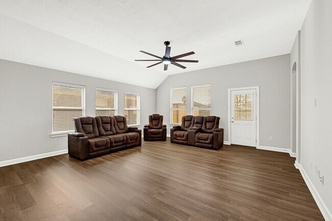 Building Photo - 1907 Caldbeck Ln