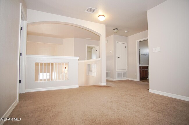 Building Photo - 14373 Coyote Trail Dr