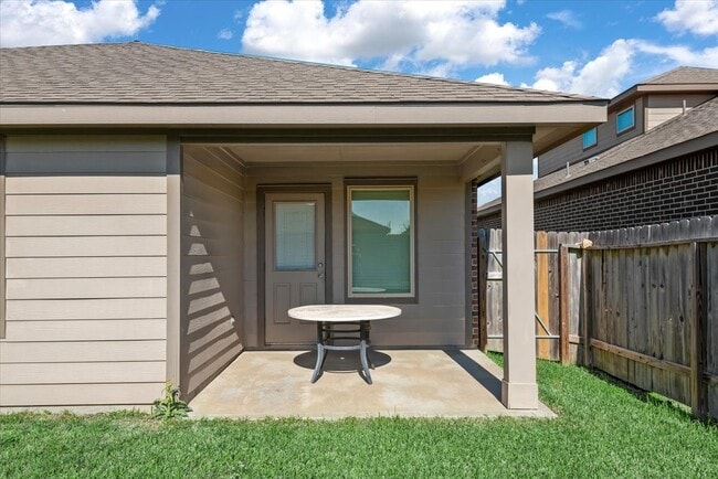 Building Photo - 29627 Juntti Park Ct