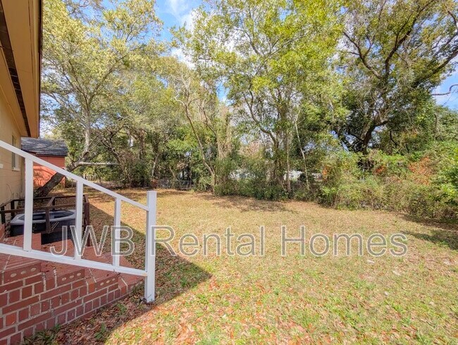 Building Photo - 6829 Van Gundy Rd