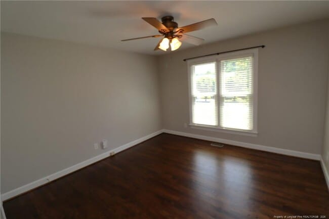 Building Photo - 2002 Keokuk Ct