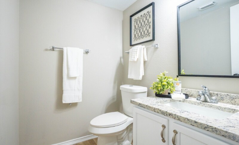 Building Photo - 10112 Sunset Pl