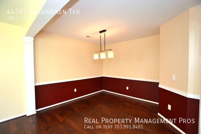 Building Photo - 44261 Shehawken Terrace