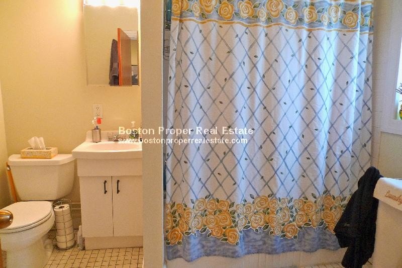 Building Photo - 480 Columbus Ave