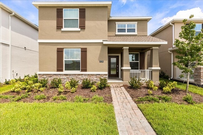 Primary Photo - Spacious 5-Bedroom Solar Home for Rent in ...