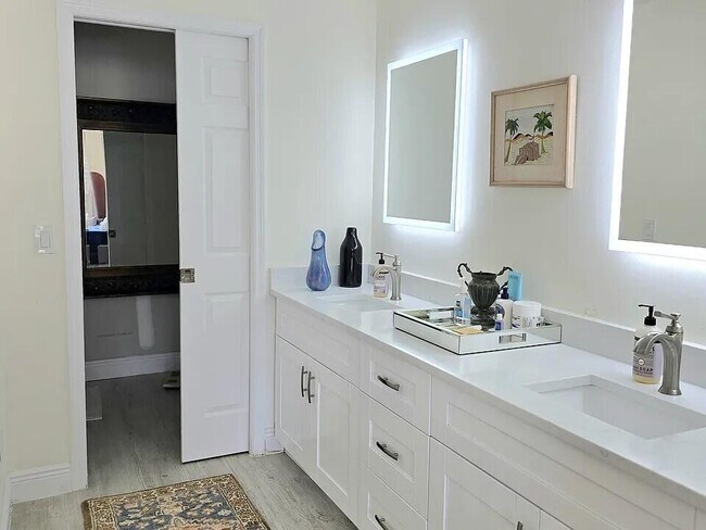 Building Photo - 1705 Mariners Cove