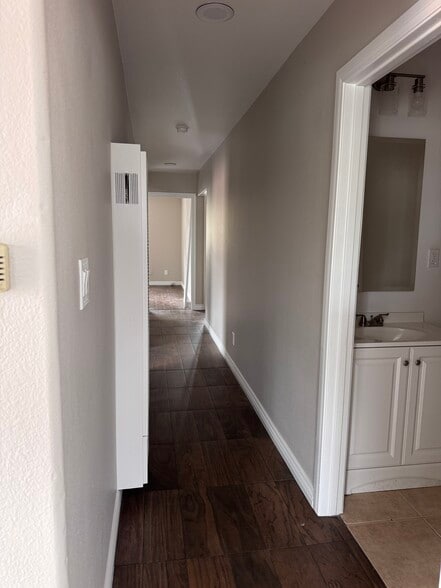 Building Photo - 8419 Avalon Blvd