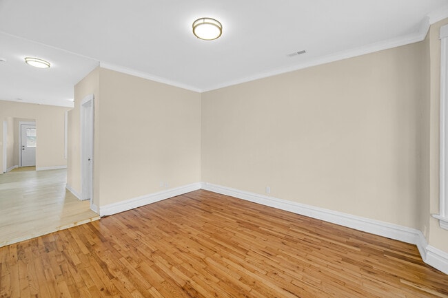 Building Photo - 4437 N Drake Ave