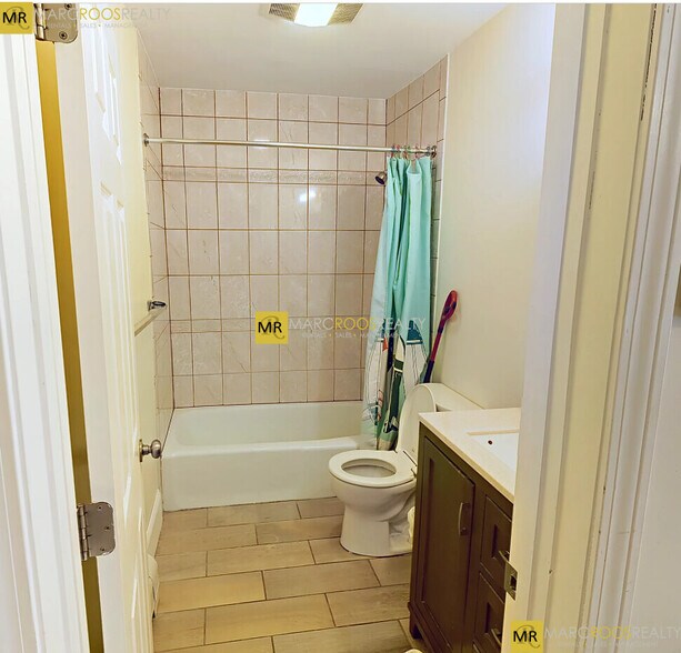 Building Photo - 48 Cameron Ave