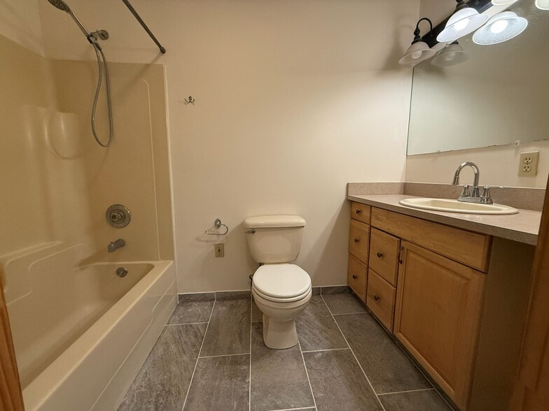 bathroom - 23 N Main St