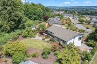 Building Photo - 8424 75th Ave E