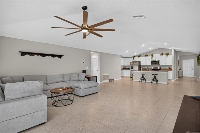 Building Photo - 5420 Leslie Canyon Dr