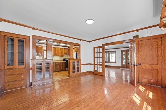 Building Photo - NEW LISTING! Spacious 3-Bedroom Home with ...