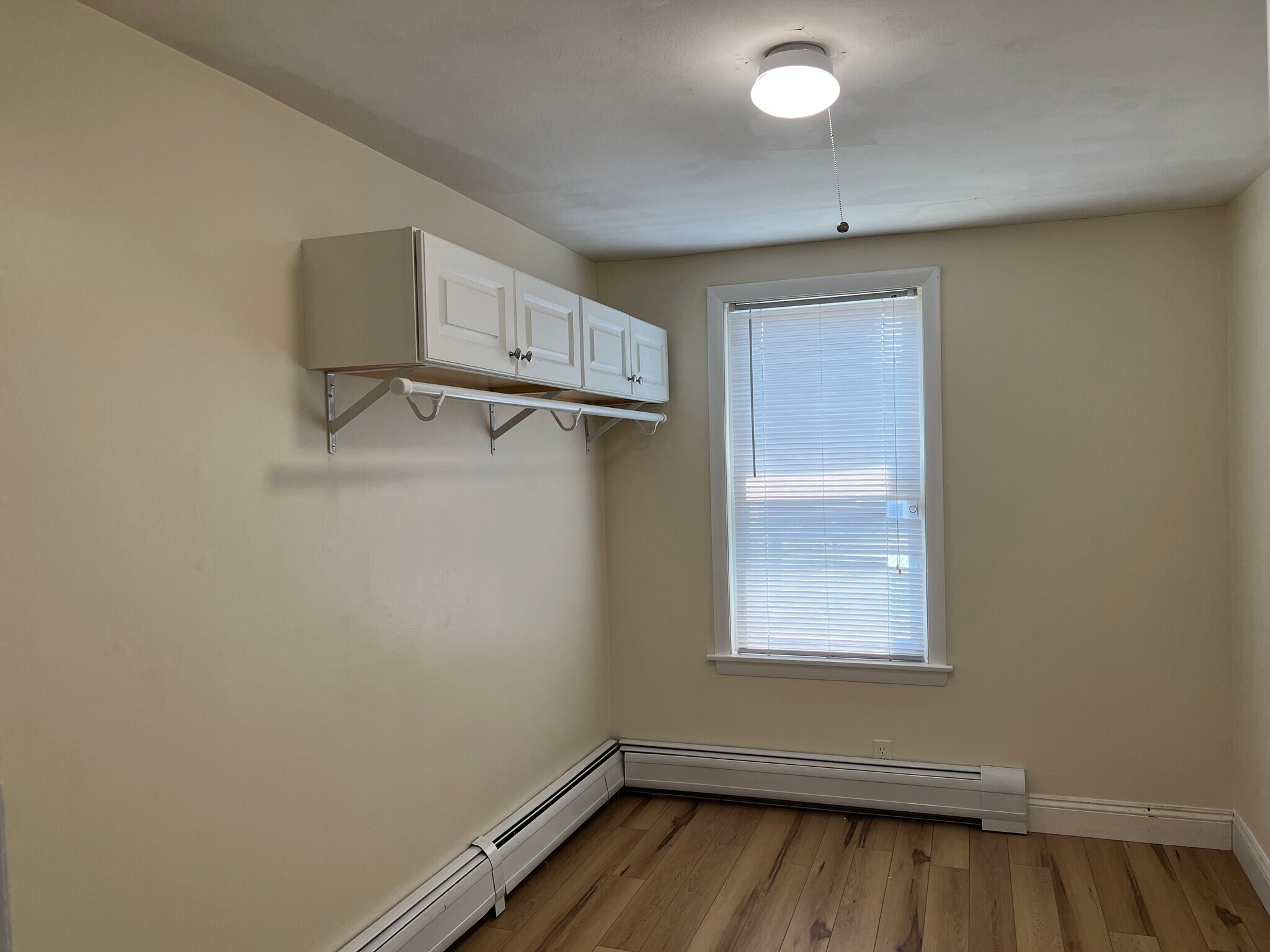 Bedroom 2 - 109 W Hollis St