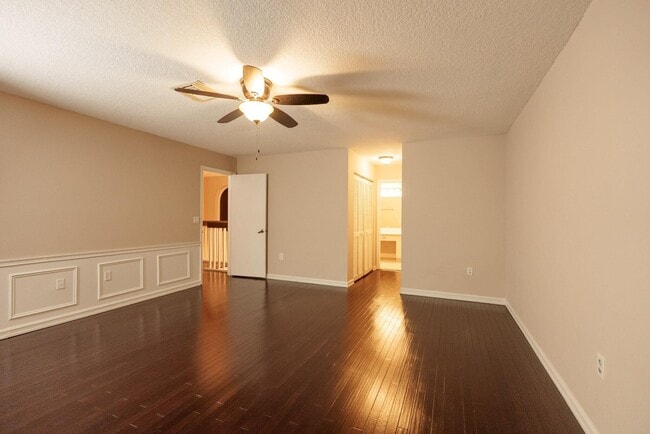 Building Photo - 7251 NW 24th Ct