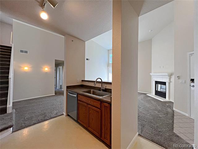 Building Photo - 3865 S Dayton St