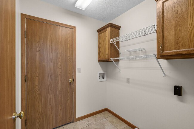Building Photo - 1278 W Butterfield Dr