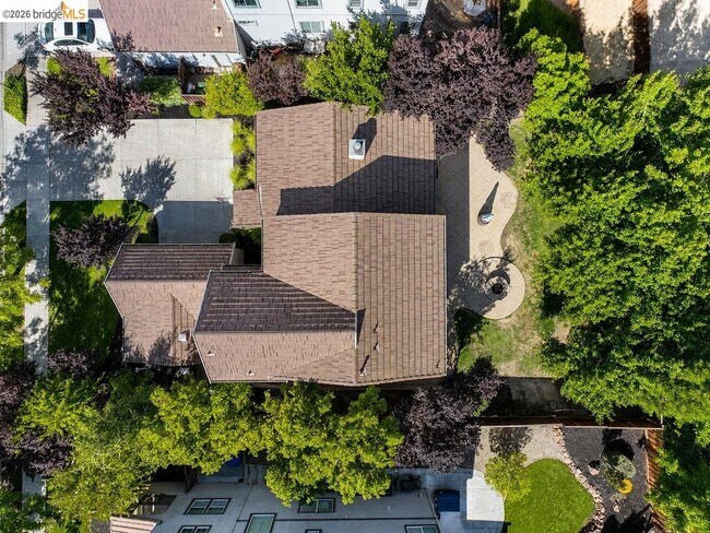 Building Photo - 2913 Haddington Ct
