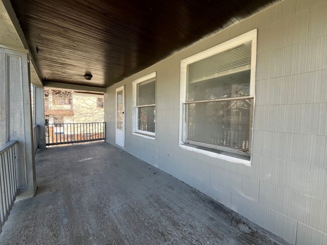 Building Photo - 3339 W.84th