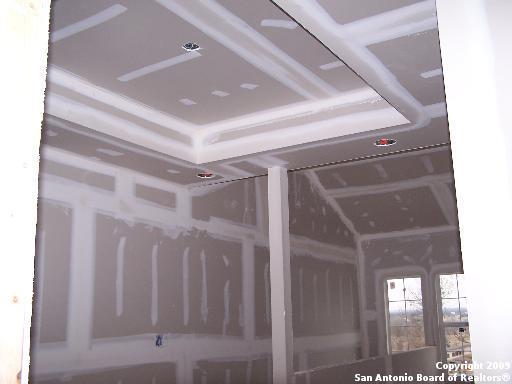 Building Photo - 1270 Hillcrest Dr