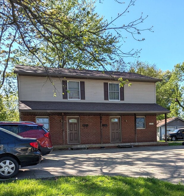 Building Photo - 1310 S Madison St