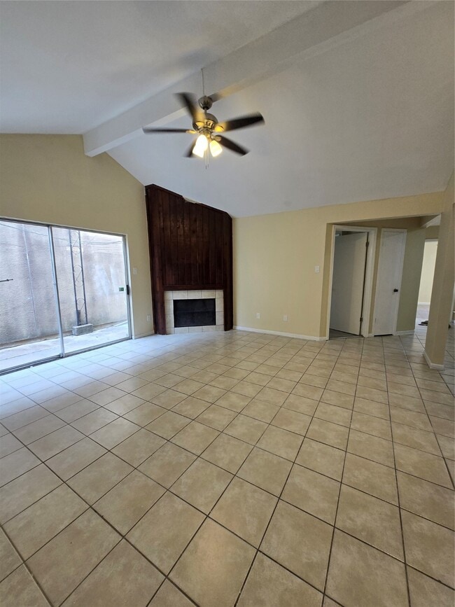 Building Photo - 12329 Ridgeside Dr