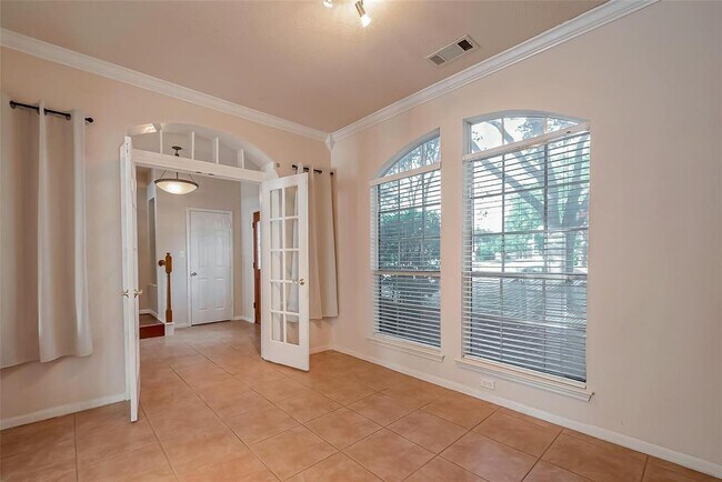 Building Photo - 20519 Westfield Estates Dr