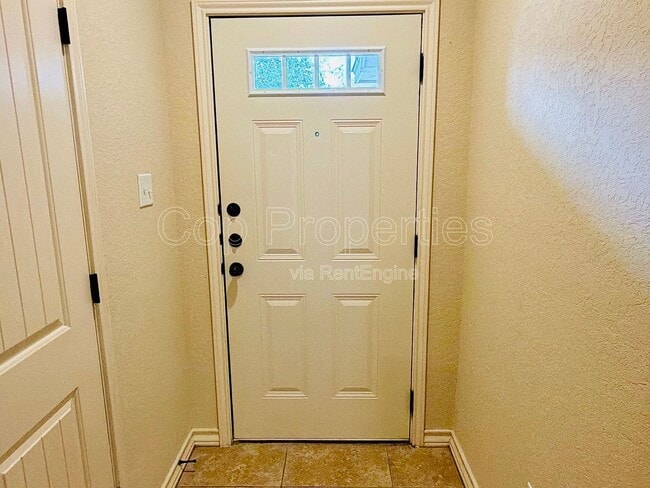 Building Photo - 7108 Micayla Cv