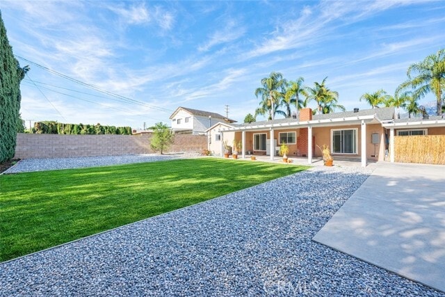 Building Photo - 386 W 16th St