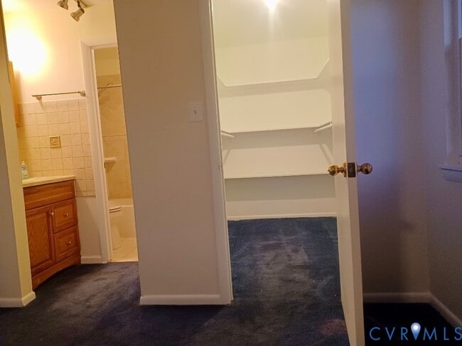 Building Photo - 13309 Nottingdale Dr